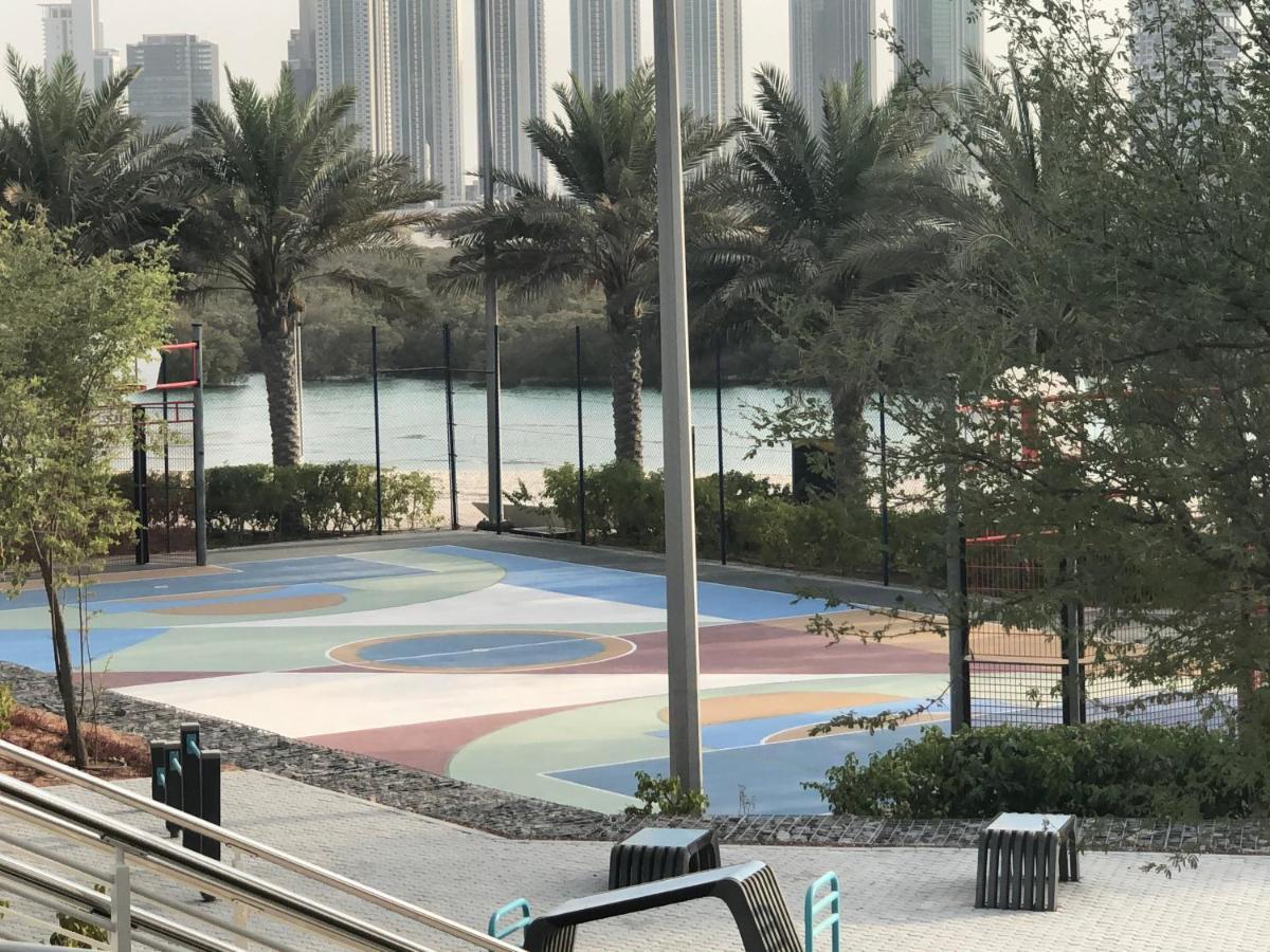 Large Size One Bedroom Apartment With Sea View Abu Dhabi Bagian luar foto